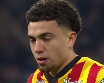 法甲大逆转!2-0领先到3-4被翻盘,90分钟判点球,保级队绝杀