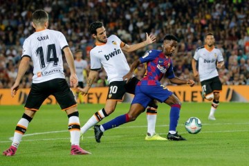 西甲焦点战:巴伦西亚 VS 巴列卡诺,近期局势深度解析